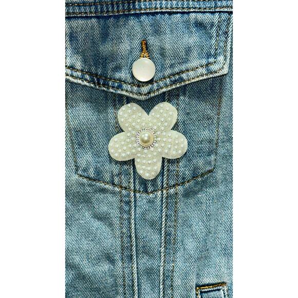 POL Women Pearl Flower Embellished Denim Jacket - Picture 6 of 8